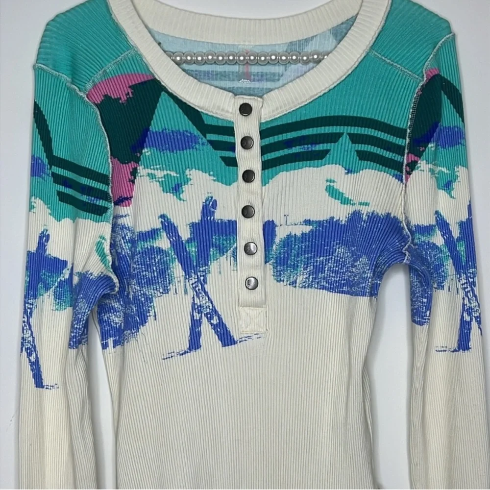 FREE PEOPLE Long Sleeve Ski Top -M - Picture 3 of 11